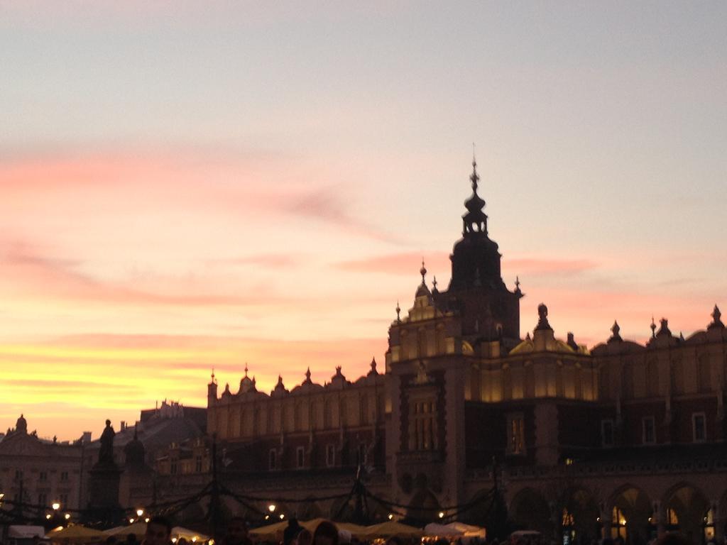 Boutique Apartments - City Center - The Main Market Square Cracovia Exterior foto